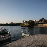 Chara Вилла Амолиани