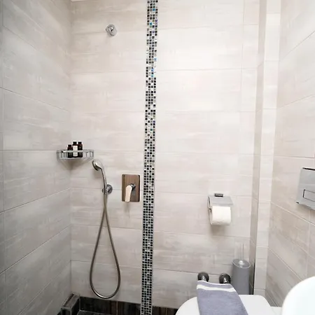 Chara * أمولياني