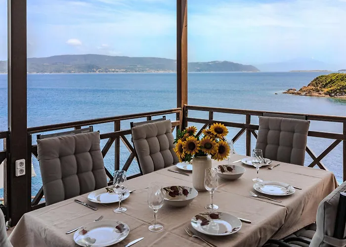 Chara Βίλα Αμμουλιανή