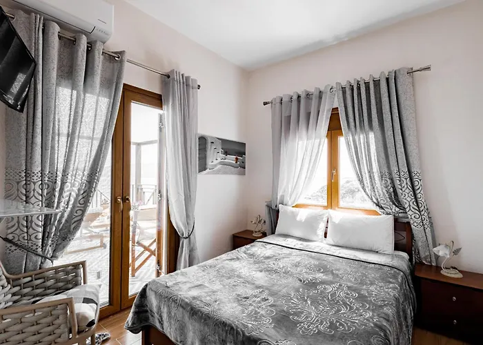 Chara * Αμμουλιανή